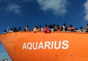 migranti-aquarius