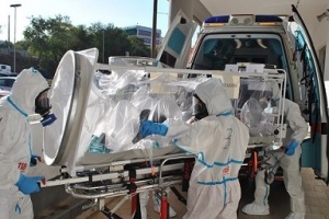aou-sassari-esercitazione-ebola-arrivo-ambulanze